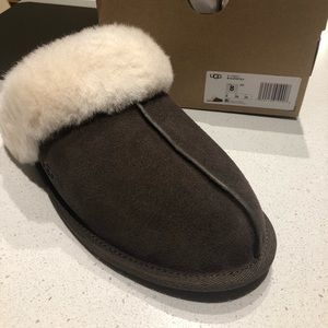 UGG Size 8 BNIB House Slippers